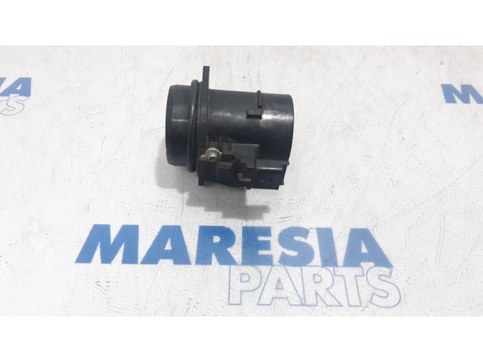 Gebruikte Luchthoeveelheidsmeter Citroen C4 Picasso (3D/3E) 1.6 e-HDi 115 Prijs € 20,00 Margeregeling aangeboden door Maresia Parts