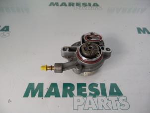 Gebruikte Vacuumpomp (Diesel) Peugeot 307 SW (3H) 2.0 HDi 110 FAP Prijs € 50,00 Margeregeling aangeboden door Maresia Parts