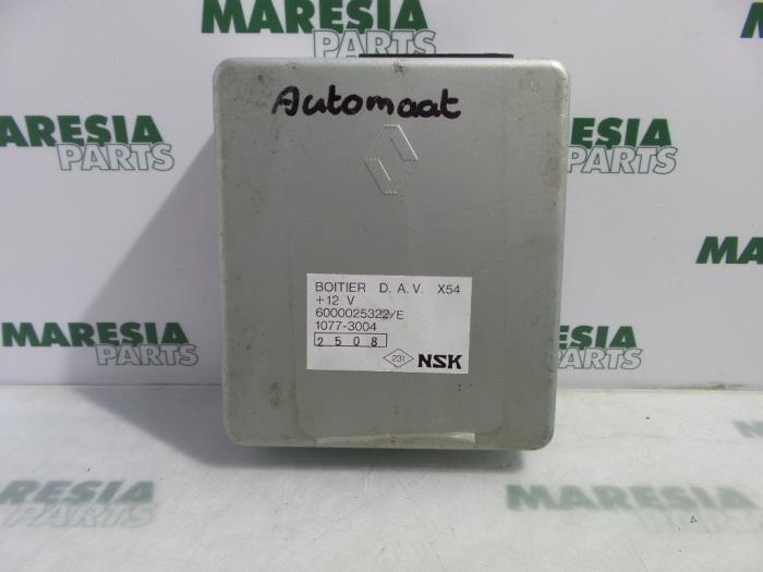 Gebruikte Computer Diversen Renault Safrane I 3.0i V6 RT,RXE Prijs € 35,00 Margeregeling aangeboden door Maresia Parts