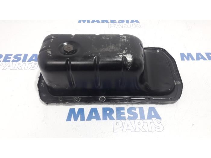 Gebruikte Carterpan Peugeot Partner Tepee (7A/B/C/D/E/F/G/J/P/S) 1.6 HDI 90 Prijs € 29,99 Margeregeling aangeboden door Maresia Parts