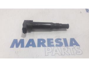 Gebruikte Bobine Peugeot 208 I (CA/CC/CK/CL) 1.0 Vti 12V PureTech Prijs € 10,00 Margeregeling aangeboden door Maresia Parts