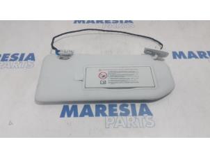 Gebruikte Zonneklep Peugeot 508 (8D) 1.6 THP 16V Prijs € 35,00 Margeregeling aangeboden door Maresia Parts
