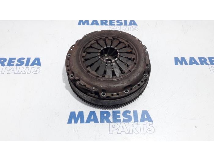 Gebruikte Vliegwiel Fiat Doblo Cargo (263) 1.4 T-Jet 16V Prijs € 190,58 Inclusief btw aangeboden door Maresia Parts
