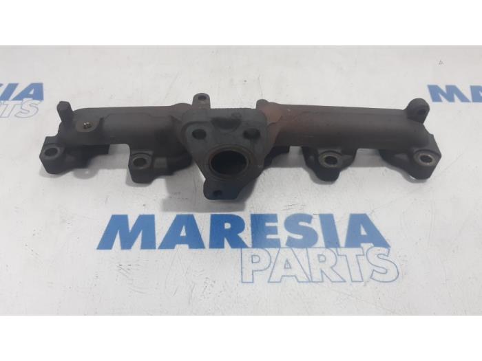Gebruikte Spruitstuk Uitlaat Fiat Punto Evo (199) 1.3 JTD Multijet 85 16V Euro 5 Prijs € 40,00 Margeregeling aangeboden door Maresia Parts