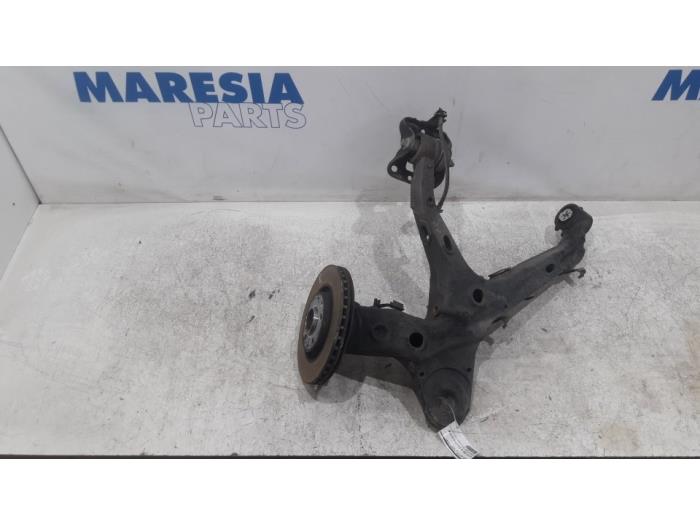 Draagarm rechts-achter van een Citroën Jumpy 2.0 Blue HDI 120 2018