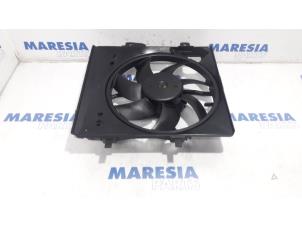 Gebruikte Koelvin Motor Peugeot 208 I (CA/CC/CK/CL) 1.2 Vti 12V PureTech 82 Prijs € 40,00 Margeregeling aangeboden door Maresia Parts