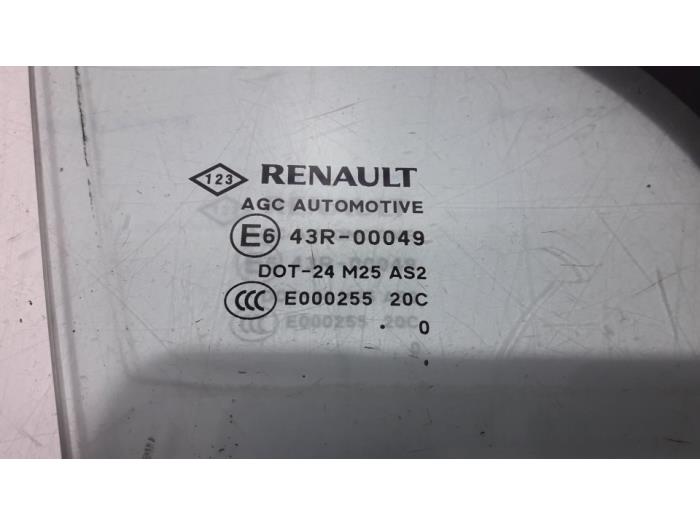 RENAULT Scenic 3 generation (2009-2015) Galinė dešinė fortkutė (mažasis stiklas) 43R00049 19467957