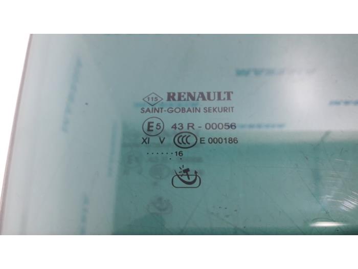 Portierruit 4Deurs rechts-achter van een Renault Espace (RFCJ) 1.6 Energy dCi 160 EDC 2016
