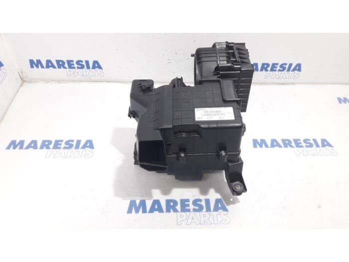 RENAULT Espace 5 generation (2015-2023) Citas virsbūves detaļas 271206774R 19427359