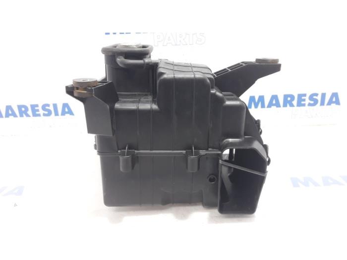 RENAULT Espace 5 generation (2015-2023) Citas virsbūves detaļas 271206774R 19427359