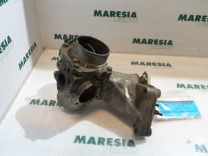 Gebruikte Gasklephuis Renault Laguna II Grandtour (KG) 2.2 dCi 150 16V Prijs € 105,00 Margeregeling aangeboden door Maresia Parts