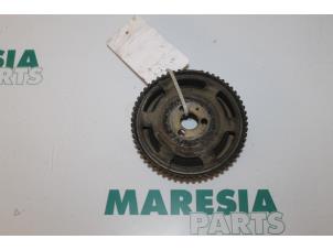 Gebruikte Krukas Poelie Fiat Punto I (176) 60 1.2 S,SX,Selecta Prijs € 25,00 Margeregeling aangeboden door Maresia Parts