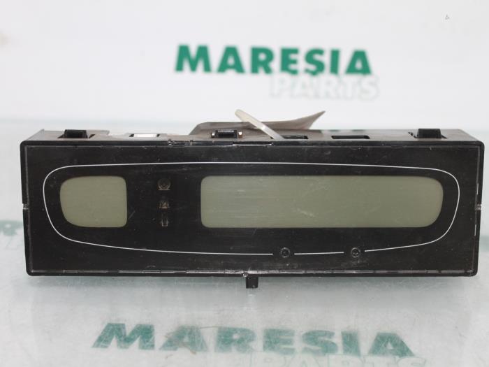 Gebruikte Display Interieur Renault Laguna II Grandtour (KG) 1.8 16V Prijs € 15,00 Margeregeling aangeboden door Maresia Parts