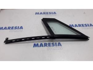 Gebruikte Driehoeks Ruit links-voor Citroen DS4 (NX) 1.6 16V VTi 120 Prijs € 75,00 Margeregeling aangeboden door Maresia Parts