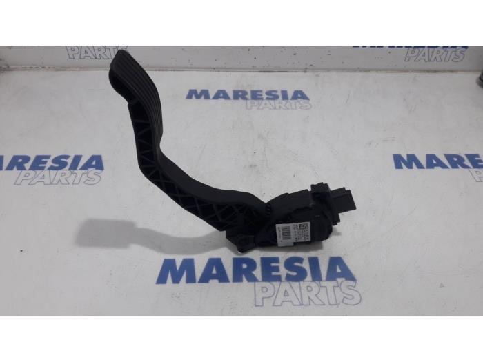 Gebruikte Gaspedaalpositie Sensor Citroen C3 (SX/SW) 1.2 12V e-THP PureTech 110 Prijs € 25,00 Margeregeling aangeboden door Maresia Parts