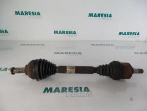 Gebruikte Steekas links-voor Renault Espace (JK) 2.0 16V Turbo Prijs € 75,00 Margeregeling aangeboden door Maresia Parts