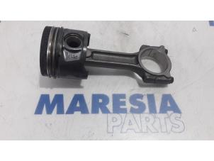 Gebruikte Zuiger Renault Megane III Grandtour (KZ) 1.5 dCi 110 Prijs € 65,00 Margeregeling aangeboden door Maresia Parts