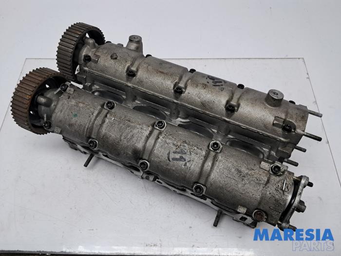 Gebruikte Cilinderkop Fiat Stilo (192A/B) 1.6 16V 3-Drs. Prijs € 136,50 Margeregeling aangeboden door Maresia Parts