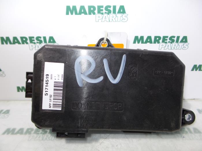 Gebruikte Computer Diversen Fiat Stilo (192A/B) 1.9 JTD 80 5-Drs. Prijs € 50,00 Margeregeling aangeboden door Maresia Parts