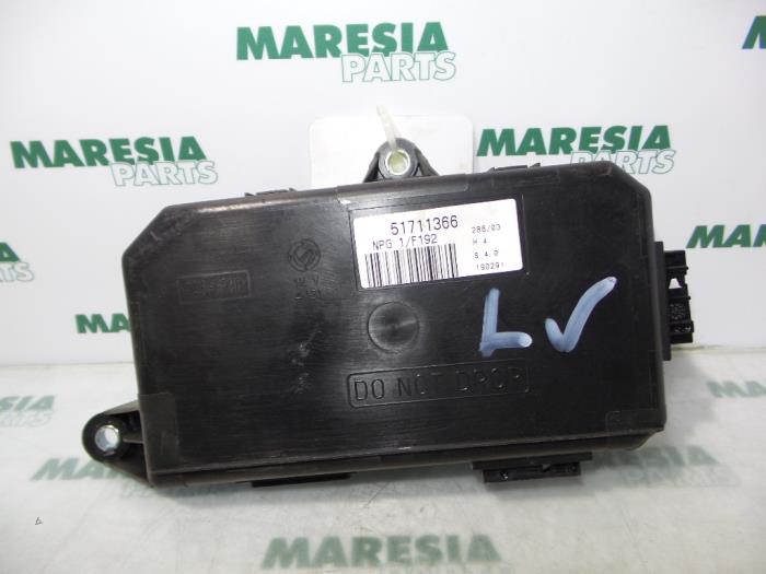 Gebruikte Computer Diversen Fiat Stilo (192A/B) 1.9 JTD 80 5-Drs. Prijs € 35,00 Margeregeling aangeboden door Maresia Parts