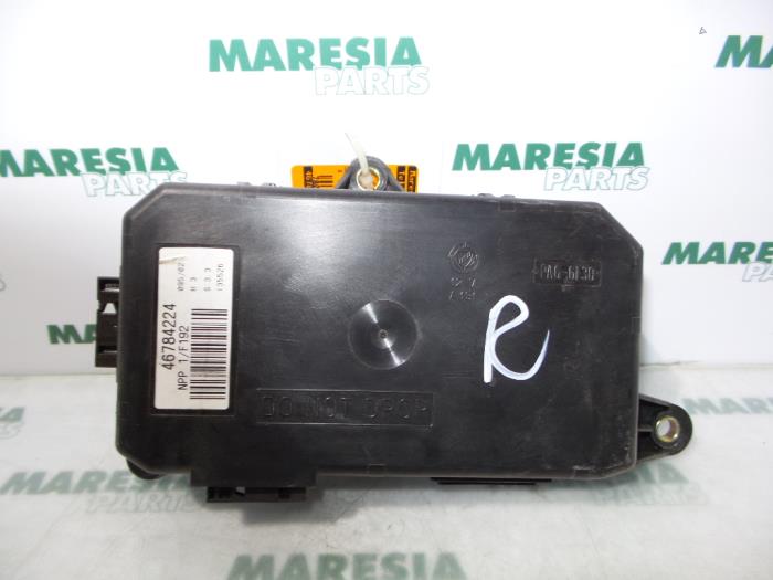 Gebruikte Computer Diversen Fiat Stilo (192A/B) 1.2 16V 3-Drs. Prijs € 35,00 Margeregeling aangeboden door Maresia Parts