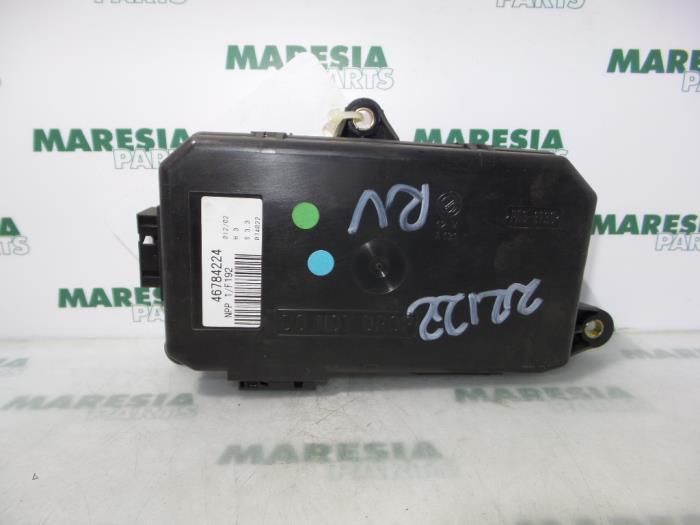 Gebruikte Computer Diversen Fiat Stilo (192A/B) 1.9 JTD 80 5-Drs. Prijs € 35,00 Margeregeling aangeboden door Maresia Parts