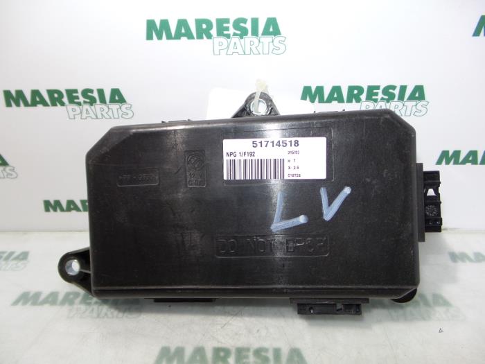 Gebruikte Computer Diversen Fiat Stilo MW (192C) 1.9 JTD 16V 140 Multijet Prijs € 50,00 Margeregeling aangeboden door Maresia Parts