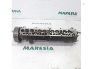 Gebruikte Nokkenas Fiat Stilo (192A/B) 1.6 16V 5-Drs. Prijs € 50,00 Margeregeling aangeboden door Maresia Parts