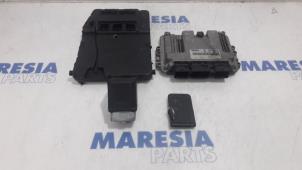 Gebruikte Computer Motormanagement Renault Megane II Grandtour (KM) 1.9 dCi 120 Prijs € 324,99 Margeregeling aangeboden door Maresia Parts