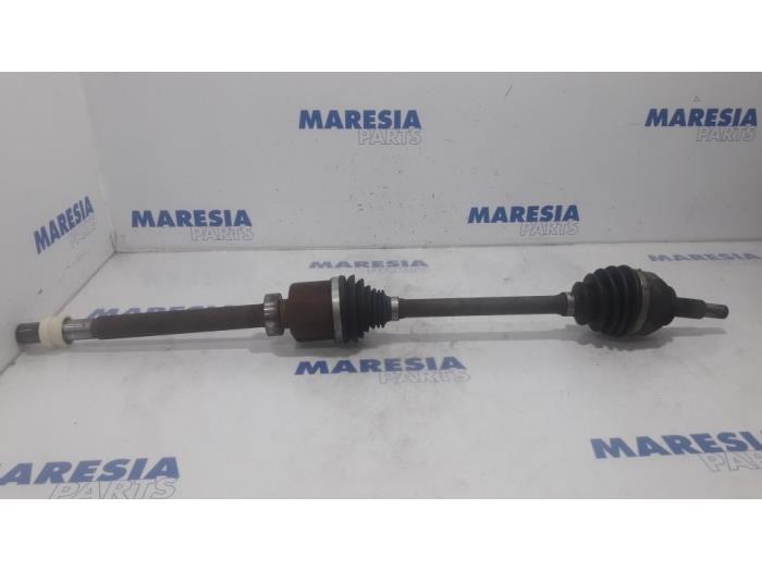 RENAULT Trafic 2 generation (2001-2015) Front Right Driveshaft 391005010R 25169275