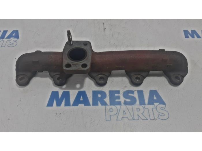 Gebruikte Spruitstuk Uitlaat Citroen C4 Picasso (3D/3E) 1.6 e-HDi 115 Prijs € 24,95 Margeregeling aangeboden door Maresia Parts