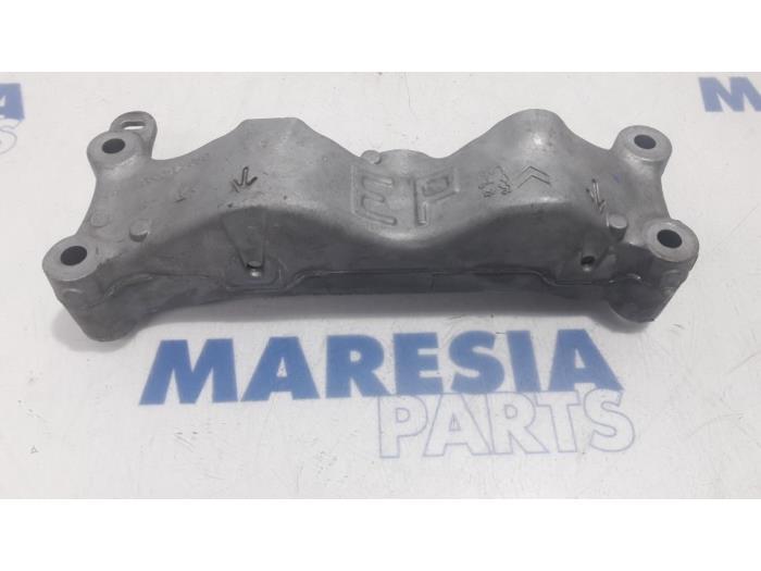 Gebruikte Motorsteun Citroen DS4 (NX) 1.6 16V VTi 120 Prijs € 25,00 Margeregeling aangeboden door Maresia Parts