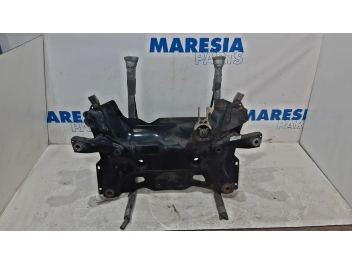Gebruikte Subframe Citroen C5 III Berline (RD) 1.6 HDiF 16V Prijs € 131,25 Margeregeling aangeboden door Maresia Parts