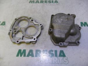 Gebruikte Versnellingsbakdeksel Fiat Doblo Prijs € 25,00 Margeregeling aangeboden door Maresia Parts
