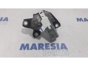 Gebruikte Motor Ruitenwisser achter Peugeot Partner (EF/EU) 1.5 BlueHDi 75 Prijs € 90,75 Inclusief btw aangeboden door Maresia Parts