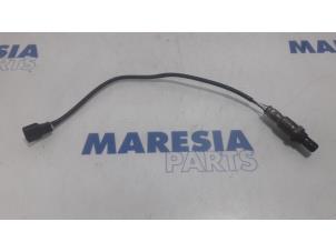 Gebruikte Lambda Sonde Renault Clio IV Estate/Grandtour (7R) 0.9 Energy TCE 12V Prijs € 50,00 Margeregeling aangeboden door Maresia Parts