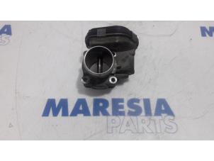 Gebruikte Gasklephuis Citroen C3 (SC) 1.6 HDi 92 Prijs € 20,00 Margeregeling aangeboden door Maresia Parts