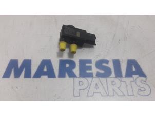Gebruikte Roetfilter sensor Peugeot 308 (L3/L8/LB/LH/LP) 1.6 BlueHDi 100 Prijs € 30,00 Margeregeling aangeboden door Maresia Parts