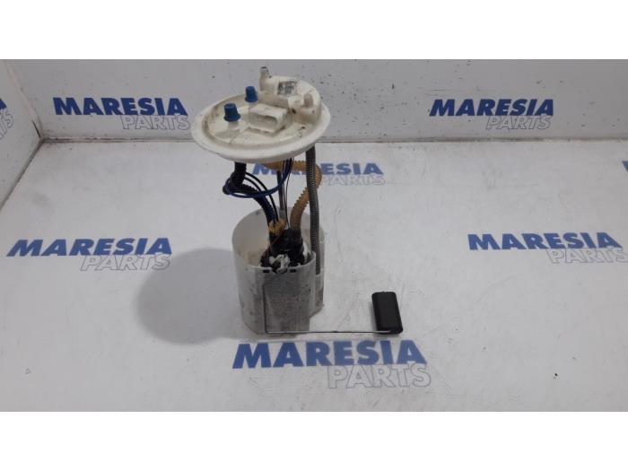 Gebruikte Tank element Pomp Fiat Doblo Cargo (263) 1.3 MJ 16V DPF Euro 5 Prijs € 54,45 Inclusief btw aangeboden door Maresia Parts