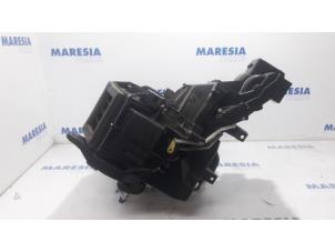 Gebruikte Chaufagebak Alfa Romeo Brera (939) 2.4 JTDM 20V Prijs € 315,00 Margeregeling aangeboden door Maresia Parts