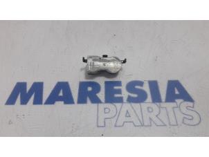 Gebruikte Sensor Bandenspanning Renault Scénic IV (RFAJ) 1.5 Energy dCi 110 Prijs € 35,00 Margeregeling aangeboden door Maresia Parts