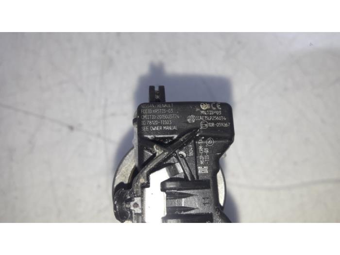 Bandenspanningsensor van een Renault Scénic IV (RFAJ) 1.5 Energy dCi 110 2018