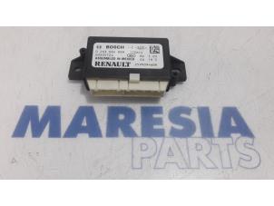 Gebruikte PDC Module Renault Megane IV (RFBB) 1.2 Energy TCE 130 Prijs € 157,50 Margeregeling aangeboden door Maresia Parts