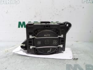 Gebruikte Chaufage Bedieningspaneel Citroen C6 (TD) 2.7 HDiF V6 24V Prijs € 105,00 Margeregeling aangeboden door Maresia Parts