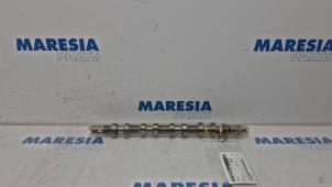 Gebruikte Nokkenas Renault Scénic I (JA) 2.0 16V RX4 Prijs € 50,00 Margeregeling aangeboden door Maresia Parts