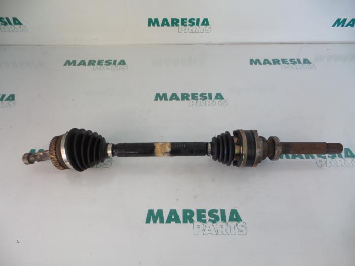 Gebruikte Steekas rechts-voor Renault Laguna I (B56) 2.0 Prijs € 45,00 Margeregeling aangeboden door Maresia Parts