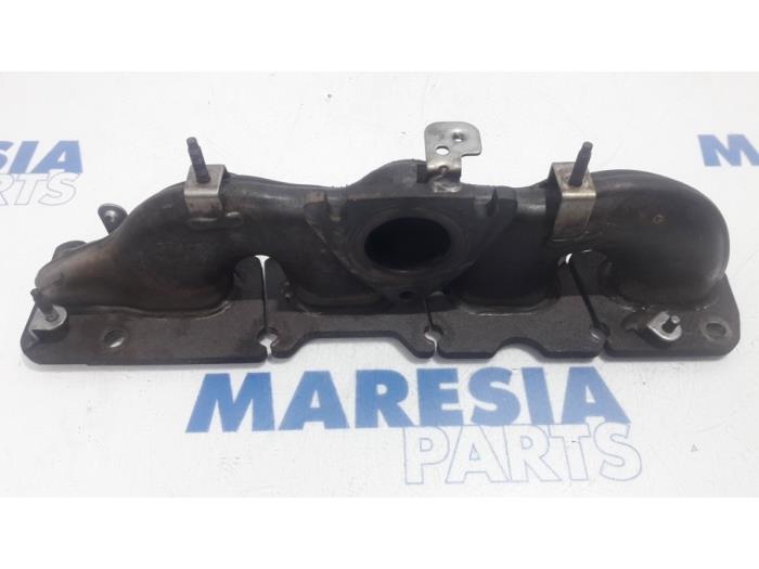 Gebruikte Spruitstuk Uitlaat Citroen Jumpy (G9) 2.0 HDiF 16V 125 Prijs € 48,34 Inclusief btw aangeboden door Maresia Parts