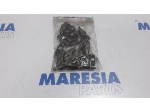 Gebruikte Tuimelaar Citroen Jumpy (G9) 2.0 HDiF 16V 125 Prijs € 30,25 Inclusief btw aangeboden door Maresia Parts