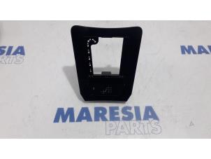 Gebruikte Schakelaar Peugeot 508 SW (8E/8U) 1.6 HDiF 16V Prijs € 35,00 Margeregeling aangeboden door Maresia Parts