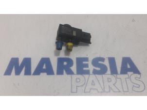 Gebruikte Roetfilter sensor Peugeot 308 SW (L4/L9/LC/LJ/LR) 1.6 BlueHDi 120 Prijs € 30,00 Margeregeling aangeboden door Maresia Parts